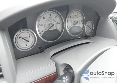 2010 Chrysler Town & Country Lx from USA, damaged, VIN 2A4RR4DE8AR314927